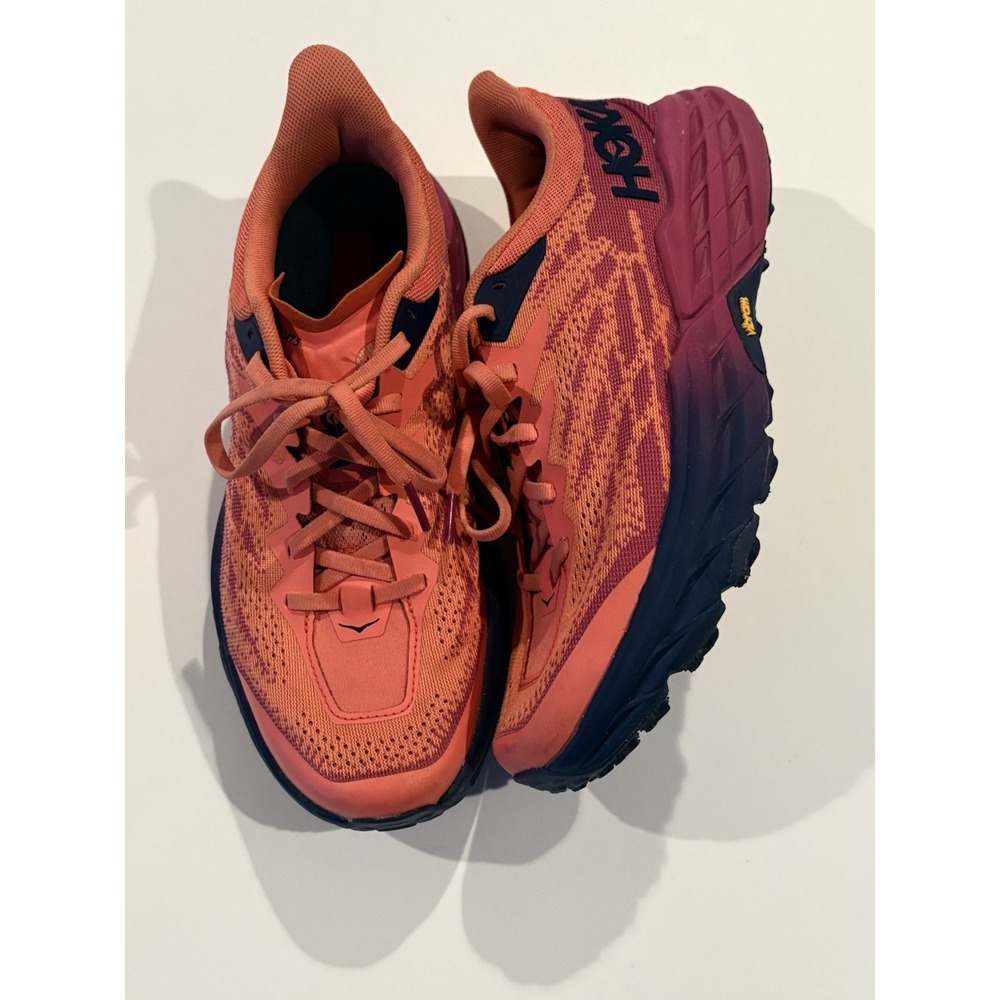 HOKA ONE ONE SPEEDGOAT 5 WOMEN'S RUNNING SHOES FESTIVAL FUCHSIA/CAMELLIA US 8